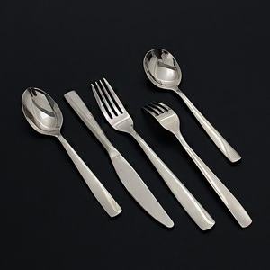 Tùy chỉnh 304 thép không gỉ dao muỗng nĩa vuông xử lý hiện đại gương đánh bóng bạc bền dao kéo Flatware Bộ Đảng - Product Image 6