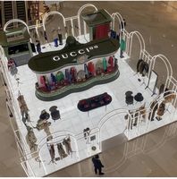 Stand d'exposition modulaire haut de gamme MEGA pour boutique de mode moderne, événement commercial ou présentation en centre commercial