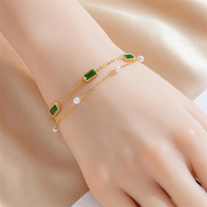 European American Style Retro Multi Layer Gold Plated Stainless Steel Chain Flower Bracelet With Green Stone And Pearl - Product Image 3