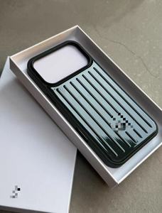 Ốp điện thoại <span class=keywords><strong>iPhone</strong></span> 17 Pro Max hợp kim nhôm thời trang, thiết kế vali, bảo vệ toàn diện chống sốc cho <span class=keywords><strong>iPhone</strong></span> 16 Pro - Product Image 3