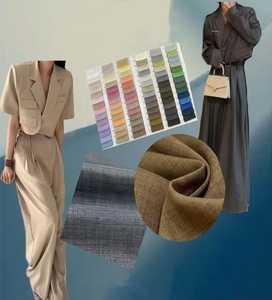 Tela <span class=keywords><strong>de</strong></span> Poliéster 100% para <span class=keywords><strong>Trajes</strong></span> Lolis Africa, con Características Antiestáticas <span class=keywords><strong>y</strong></span> Opacas, para Hombres, Mujeres <span class=keywords><strong>y</strong></span> Niñas, en Oferta - Product Image 1