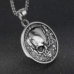 Collar con Colgante de Acero Inoxidable con Diseño de Calavera de Doble Cara, Estilo Hip Hop, para Hombre, Chapado en Oro - Product Image 2