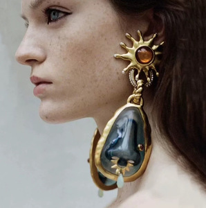 Boucles d'oreilles pendantes pour femme, design indépendant européen-américain, rétro, avec grande pierre précieuse vert Rhenne, motif tournesol exagéré, Nouveauté 2025, 2026 - Product Image 2