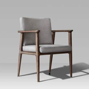 Chaise de salon en bois massif de style japonais avec coussin en tissu gris et accoudoirs, chaise de bureau - Product Image 2