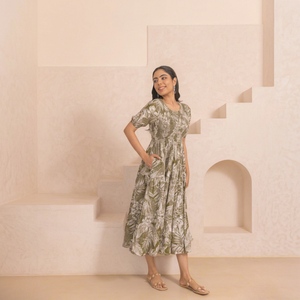 Robe midi à imprimé floral, col bijou, manches 3/4, coupe évasée, tissée, décontractée, pour femme, respirante, coupe ample, avec poches - Product Image 1
