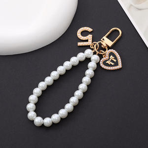 Llavero Lindo de Perlas con Flor, Joyería de Lujo para Mujer, Colgante de Cuentas de Perla y Concha, Dije para Teléfono y Bolso, Accesorio para Llaves de Coche - Product Image 5