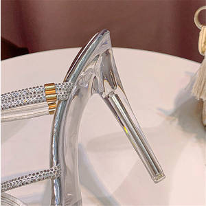 Sandales compensées légères et sexy pour femmes, style jelly, bout ouvert, rivets, effet pieds nus, rehaussant la taille, pour l'extérieur, printemps-été - Product Image 4