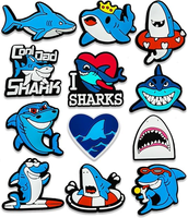 3D tridimensionnel goutte colle mignon dessin animé petite marie et requins PVC bouton décoration fabricants personnalisé