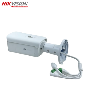 Hikvision ColorVu DS-2CD2T47G2-LSU/SL 24/7 colorato per immagini luce stroboscopica udibile di avvertimento Audio bidirezionale 4MP Bullet telecamera di rete - Product Image 3