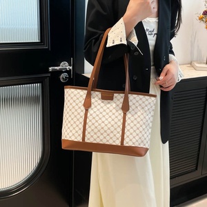 <span class=keywords><strong>Bolso</strong></span> de Hombro Elegante para Mujer, Estilo Retro, Gran Capacidad, Casual, Verano 2025, Cierre de Cremallera, Poliéster, Diseño con Estampado Chic - Product Image 3