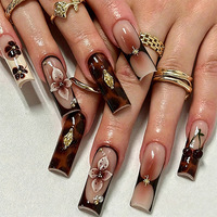 24 faux ongles longs en forme de cercueil à presser, motif écaille de tortue vintage automne, fleurs 3D cerise, avec décorations métalliques