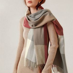 Bufandas de Invierno para Mujer, Elegantes y Cálidas, de Poliéster y Cachemira, con Diseño a Cuadros, Suaves - Product Image 2