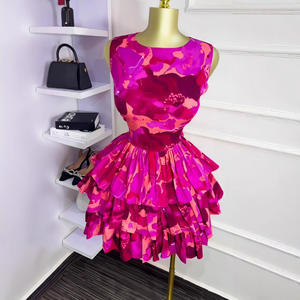 Nouvelles robes plissées courtes à trois couches superposées pour femmes, sans manches, col rond, taille ajustée, tendance - Product Image 4