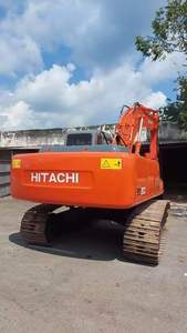 Excavatrice sur chenilles Hitachi ZX200 d'occasion, économique et fiable, adaptée aux travaux de construction en Afrique. - Product Image 5