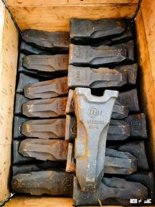 Punta de Repuesto para Dientes de Cucharón de Excavadora de Uso Pesado 813852856, Pieza de Maquinaria de Construcción Industrial de Acero Aleado de Alta Resistencia - Product Image 6