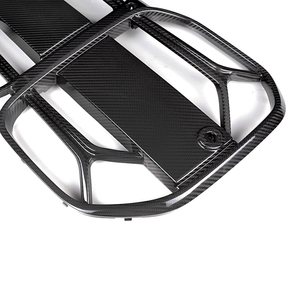 Griglia Frontale in Fibra di Carbonio Stile CSL per <span class=keywords><strong>BMW</strong></span> <span class=keywords><strong>Serie</strong></span> <span class=keywords><strong>4</strong></span> G22 Coupé 2 Porte 2021-2023 Compatibile con Modello M4 G22 - Product Image 5