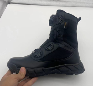 Botas de exterior TSB01 con cordones de bloqueo y desbloqueo rápido, ligeras y patentadas. - Product Image 3