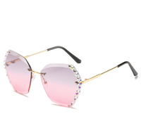 Lunettes de soleil vintage surdimensionnées sans monture pour femmes, protection UV400, design de luxe célèbre, lunettes de soleil carrées sexy avec diamants pour femme