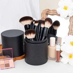 ชุดแปรงแต่งหน้าวีแกนสีดำคุณภาพสูง 25 ชิ้น DailyQueen <span class=keywords><strong>NYX</strong></span> รุ่นใหม่ สำหรับรองพื้น อายแชโดว์ และเขียนคิ้ว รับผลิตแบรนด์ส่วนตัว - Product Image 4