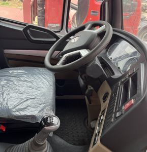 Used HOWO NX 8*4 <b>12</b>-Wheel Dump Truck 400HP LHD / RHD - Product Image 3