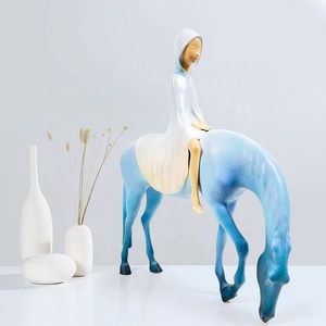 Il "sogno come un cavallo" dell'artista moderno Yu Ke: silenziosi ", decorazioni per la casa in resina per il tema dell'arte del salotto - Product Image 1