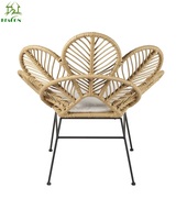 Chaise longue de détente de loisirs de jardin en métal d'extérieur de paon Vente en gros Chaise de paon en osier de rotin moderne pour le patio
