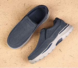 รองเท้าผ้าใบพื้นหนาสำหรับผู้ชาย รุ่นใหม่ปี 2026 รองเท้าผู้ชายแฟชั่น รองเท้าหุ้มข้อต่ำ รองเท้าผ้าใบลำลองแบบสวม - Product Image 1