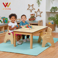 Ensemble table et chaise en bois pour enfants d'âge préscolaire avec dossier incurvé, mobilier de classe pour maternelle, garderie, crèche, école maternelle, Montessori