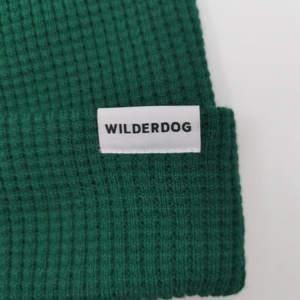 <span class=keywords><strong>Bonnet</strong></span> en tricot gaufré unisexe en acrylique 100% doux et chaud pour l'hiver, avec étiquette tissée, vente en gros, avec logo personnalisé - Product Image 3