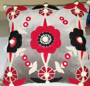 Fundas de Cojín Decorativas de Alta Calidad para Trabajo Creativo - Product Image 1