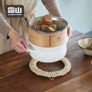 Ensemble de 3 ustensiles de cuisine SHIMOYAMA : Marmite en émail avec cuiseur vapeur en bambou et couvercle en verre, idéal pour faire bouillir, faire mijoter et cuire à la vapeur - Product Image 1