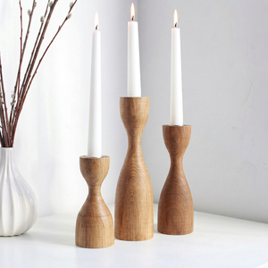 Portavelas de Madera, Forma Cónica, Madera Natural, Decoración para el Hogar, Juego de Tres - Product Image 1