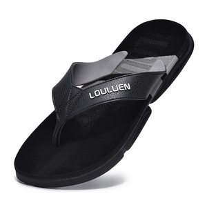 Tongs de plage personnalisées pour hommes, légères, respirantes et antidérapantes, à semelle souple, pour l'extérieur – Collection été 2026 - Product Image 5