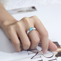 MSR-1556 Vintage Gravierter 18K Massivgold-Ring Labor-Hergestellter Paraiba-Turmalin Solitär-Ring Gebürstete Textur Maßgefertigter Edel-Schmuck