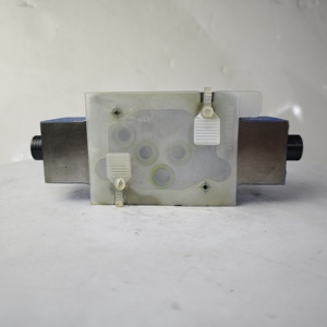 Rxeroth Z2FS10-5-3X/<b>V</b> R900517812 Flow Control FLOW CONTROL - Product Image 2