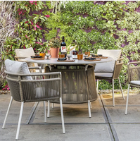 Ensemble de salle à manger d'extérieur moderne et durable pour villa, balcon, cour, table et chaises en rotin tressé, mobilier de jardin d'extérieur
