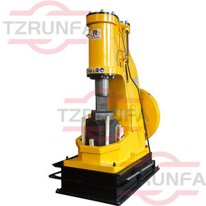 <span class=keywords><strong>Marteau</strong></span> <span class=keywords><strong>de</strong></span> <span class=keywords><strong>forge</strong></span> électrique pour la fabrication <span class=keywords><strong>de</strong></span> couteaux BlackSmith C41-55KG - Product Image 3