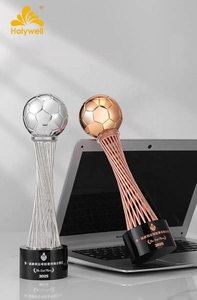 Nouveau design 2026 – Trophée de football écologique imprimé UV, personnalisé en résine et cristal, pour récompense - Product Image 5