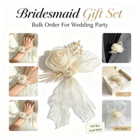 Korsase Pergelangan Tangan Pita Satin Berhiaskan Mutiara Mawar Gading, Daun Emas, dan Rhinestone yang Elegan untuk Pengiring Pengantin, Pengantin Wanita, Pernikahan, dan Pesta Prom.