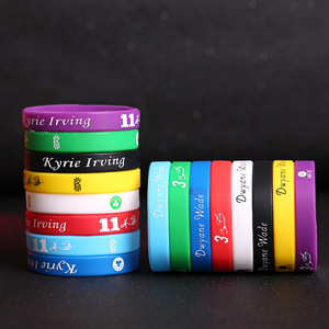 Bracelet de sport en silicone transfrontalier avec logos Kobe Bryant, LeBron <span class=keywords><strong>James</strong></span>, <span class=keywords><strong>Kevin</strong></span> Durant, Kyrie Irving, <span class=keywords><strong>James</strong></span> Harden - Fabriqué en Chine - Product Image 1