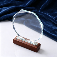 Plaque de récompense en verre octogonal de style sportif, écologique, en cristal transparent gravé au laser avec logo personnalisé