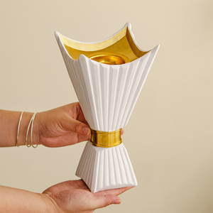 Brûleur d'encens trompette Troply direct usine, élégant brûleur d'encens arabe en forme de corne, brûleur d'encens trompette de la victoire, brûleur d'encens Bukhoor moderne - Product Image 1