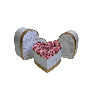 Scatola Regalo a Forma di <span class=keywords><strong>Cuore</strong></span> per San Valentino, in Cartone Ecologico Riciclabile con Finestra Trasparente e Chiusura Magnetica, Ideale per Sushi - Product Image 3