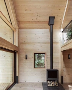 Casa prefabricada antisísmica moderna de 2 pisos Estructura de madera de techo plano de montaje rápido para vida propia Alto ROI en áreas medianas - Product Image 6