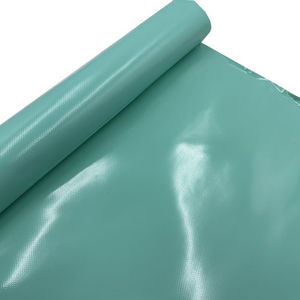 Rouleau de bâche en PVC <span class=keywords><strong>enduit</strong></span> de polyester résistant aux plis coupe-vent de haute qualité pour la couverture de remorque de camion - Product Image 1