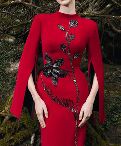 S0425Y 2026 Nuovo Elegante Abito <span class=keywords><strong>Lungo</strong></span> di Qualità <span class=keywords><strong>con</strong></span> Ricami in Strass e Perline, Collo Alto, Maniche Lunghe <span class=keywords><strong>con</strong></span> <span class=keywords><strong>Spacco</strong></span> <span class=keywords><strong>Rosso</strong></span>, <span class=keywords><strong>Vestito</strong></span> da Sera - Product Image 3