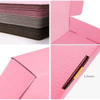 Boîte en carton ondulé pour vêtements, chaussures et chaussettes avec impression UV et gaufrage, options personnalisées de logo/couleur/taille