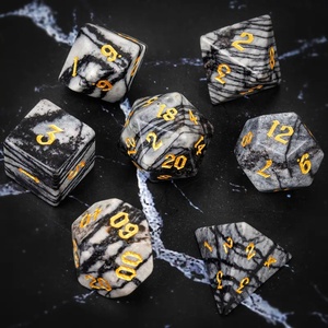 ลูกเต๋าหินตาข่ายสีดำสำหรับเกมกระดาน RPG ของขวัญปีใหม่ตามสั่ง - Product Image 4