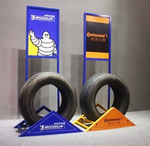 Nhiệm vụ ánh sáng triển lãm Nhà cung cấp Phụ tùng xe hơi bán lẻ hiển thị giá đứng cho xe máy xe đạp lốp ô tô hợp kim bánh xe rim - Product Image 1