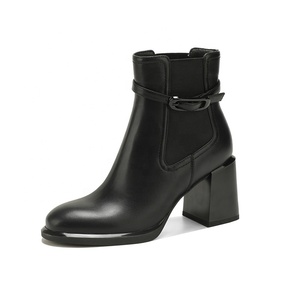 <span class=keywords><strong>Bottines</strong></span> à lanières noires pour femmes Moncheer, bout carré |   Bottes légères de style <span class=keywords><strong>Chelsea</strong></span> à la mode coréenne rétro |   Fabricant OEM/ODM - Product Image 1